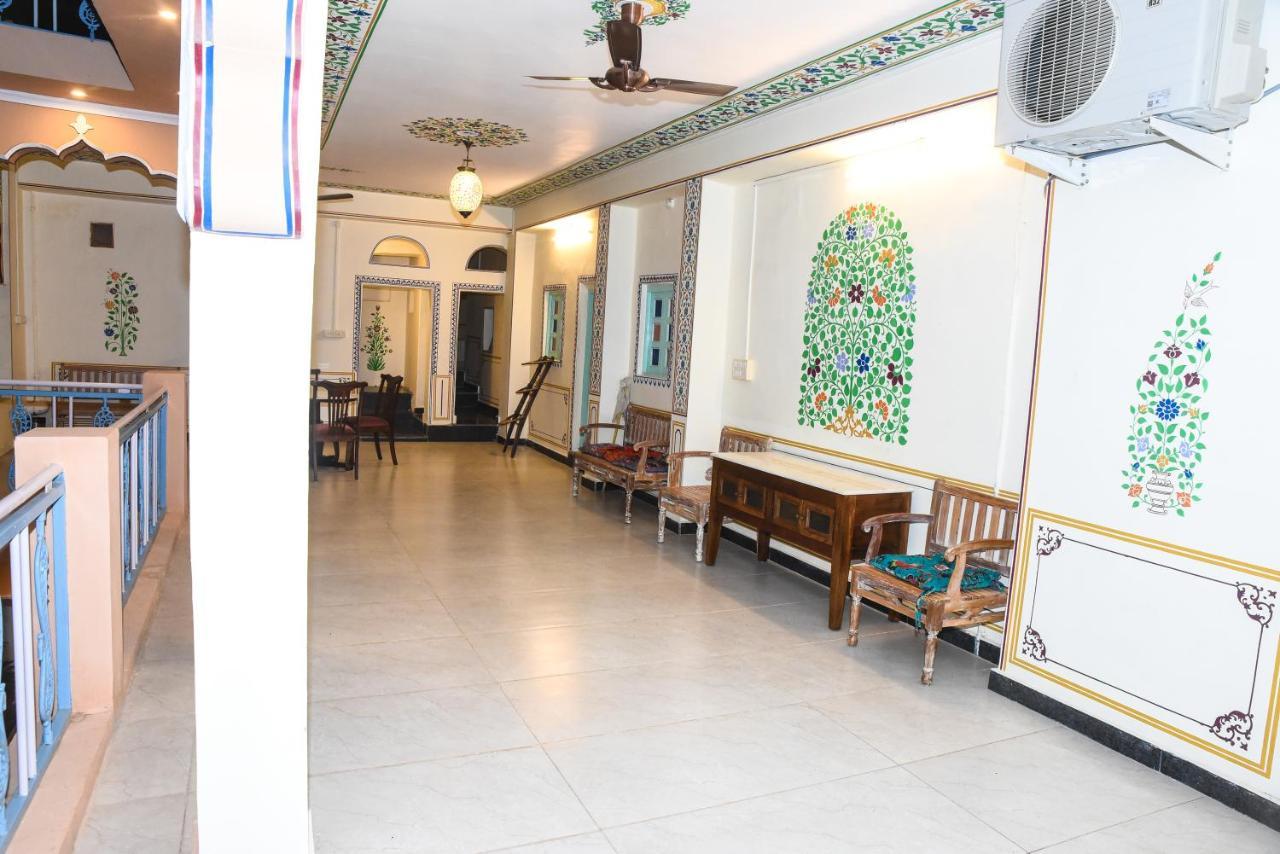 Kothipushkar Bed & Breakfast Exterior photo
